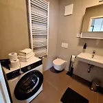 Apartment Entrez Albelli