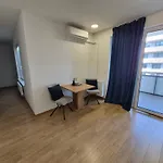 Entrez Albelli Apartment